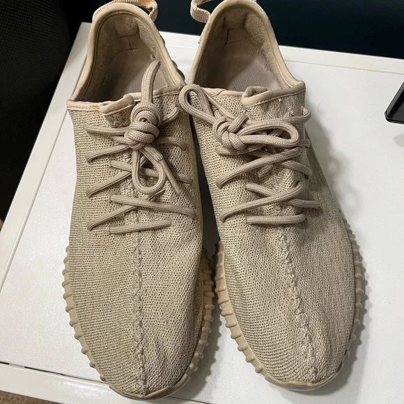 Yeezy Boost 350 Oxford Tan Sneakers - Picture 1 of 14
